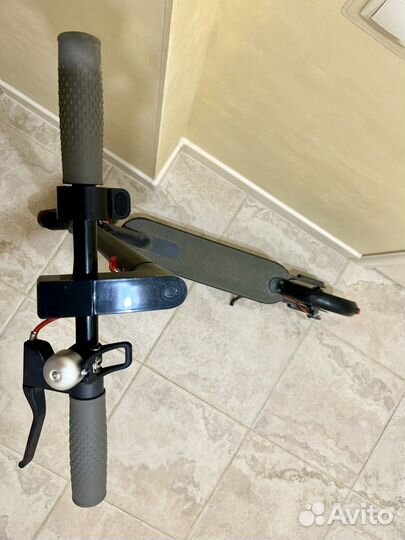 Электросамокат бу Mi 365