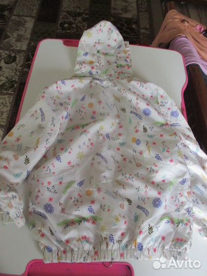 Ветровка для девочки