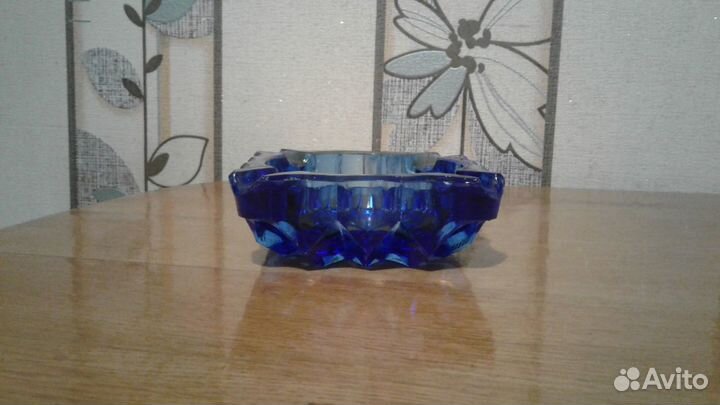 Пепельница из цветного стекла СССР