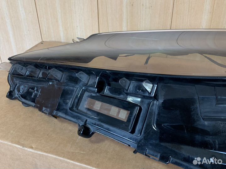 Стекло левой фары левое Lexus Rx 4 2015-Нв