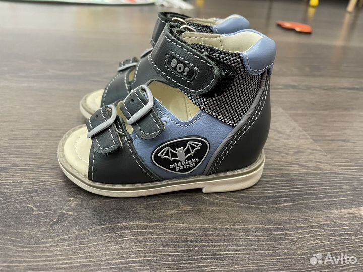 Ортопедические сандали