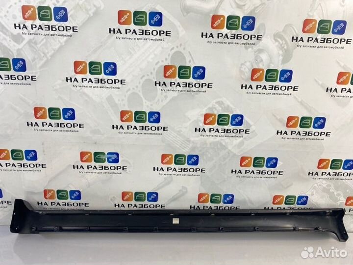 Накладка на порог наружная левая Toyota Land