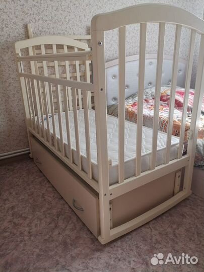 Продажа детской кроватки в комплекте с матрасом