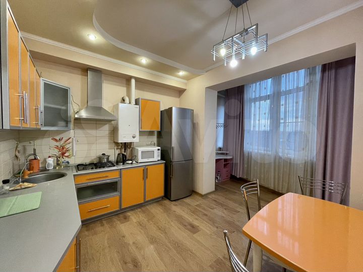 2-к. квартира, 60 м², 4/5 эт.