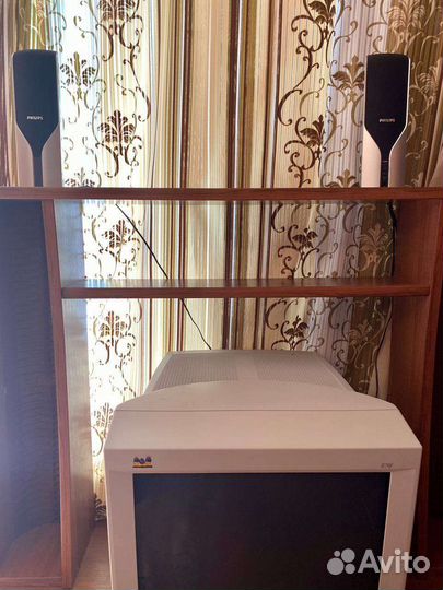 Компьютерный стол / письменный стол бу