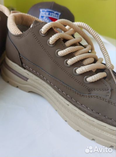 Новые мужские ботинки весна