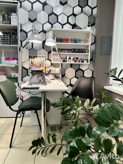 Мастер маникюра