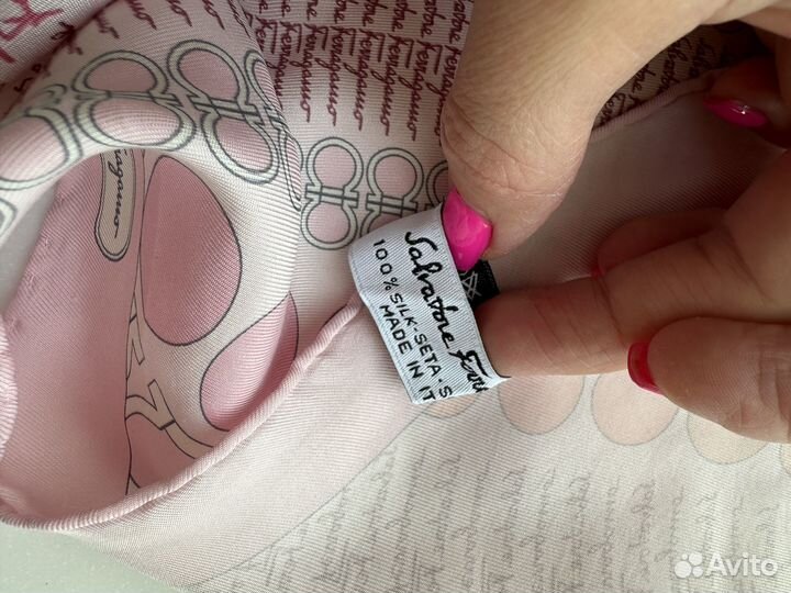 Платок Salvatore Ferragamo