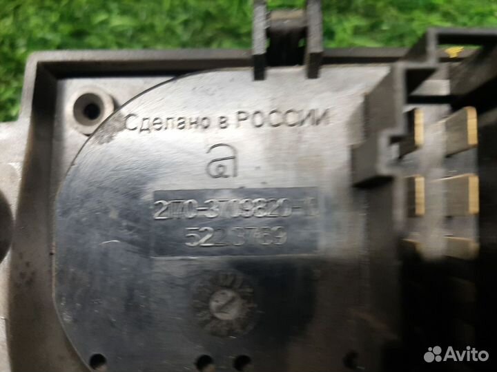 Блок управления светом на Лада Приора