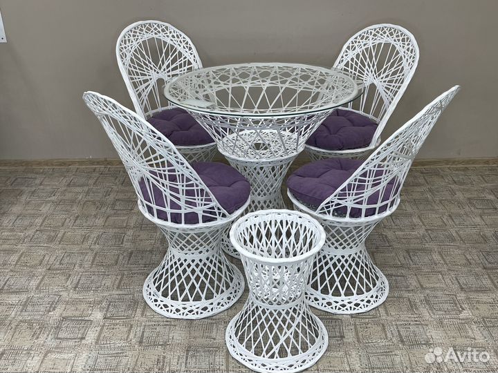 Плетеные столы, стулья, диваны, пуфы, кресла