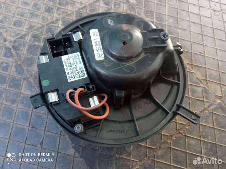 Моторчик печки Фольксваген пассат Б7