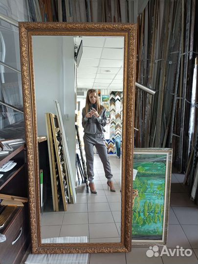 Зеркало с фацетом в классической раме 90*190см