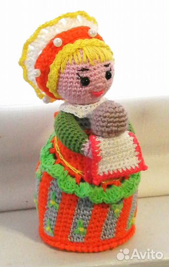 Казачка. Дымковская игрушка, вязаная