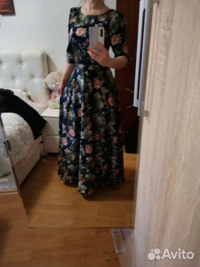 Платье в пол 42-44