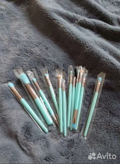 Набор кистей для макияжа. Новый. 13 штук