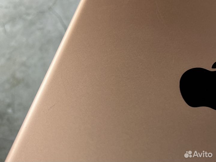 iPad (7-го поколения) 32gb WiFi+Cell Gold