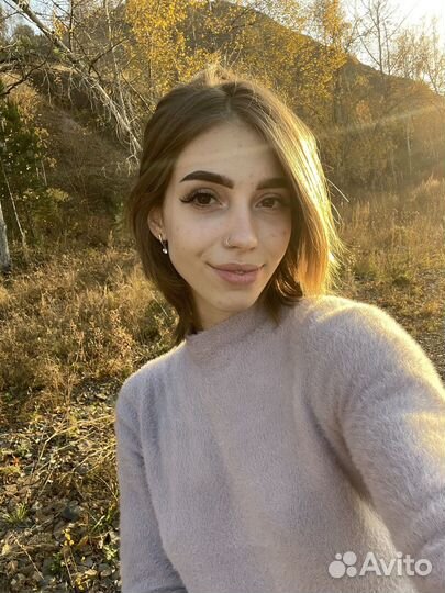 Администратор, менеджер, официант, хостес