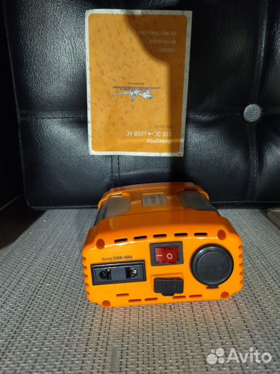 Инвертор 12В -220В airline