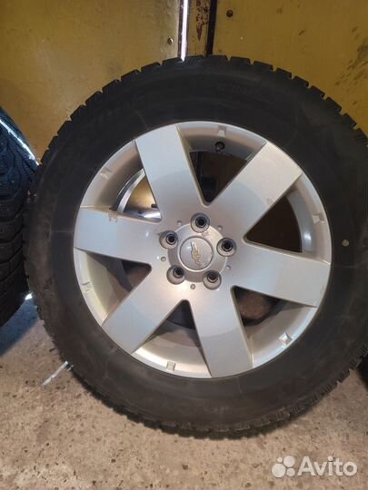 Зимние колеса в сборе Шевроле Каптива 235/60 R17