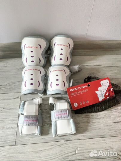 Ролики женские защита с коробкой