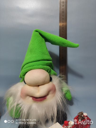 Сувенир игрушка на любой праздник гном