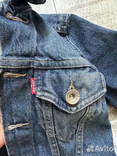 Джинсовая куртка levis 3 года