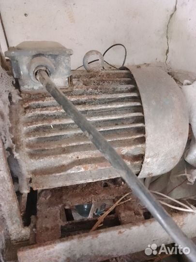 Зернодробилка. 380в