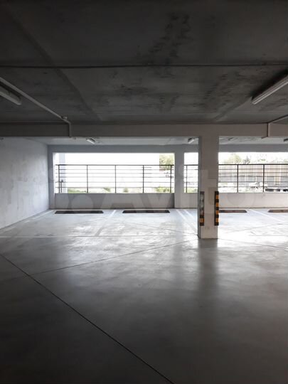 Машиноместо, 16 м²