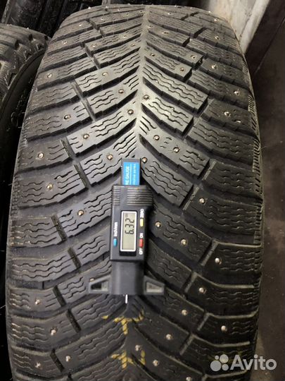 Michelin X-Ice North 4 SUV 235/55 R18 104T