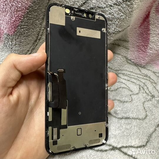 Дисплей iPhone XR