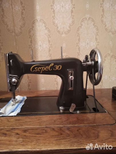 Швейная машина