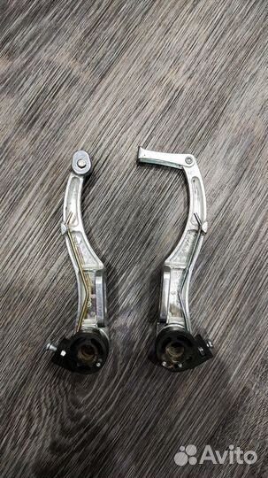 Тормоза v brake