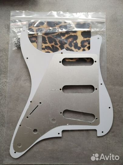 Пикгард для fender stratocaster