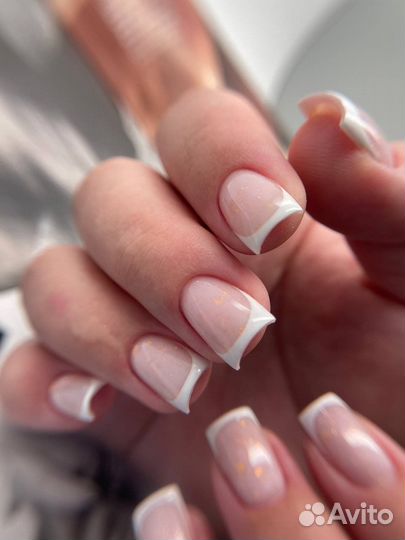 Модели на маникюр/педикюр/брови