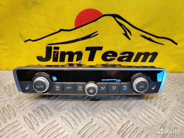 Блок управления климат-контролем Audi Q3 Sportback