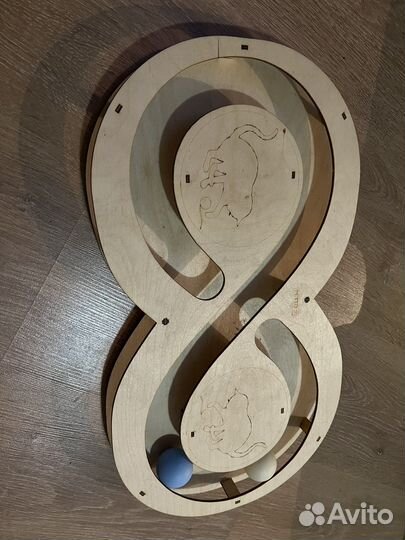 Игрушки для кошек и собак