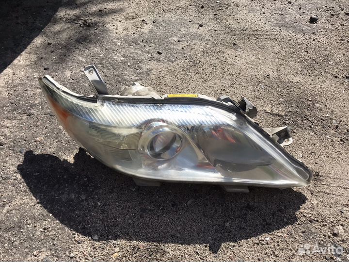 Фара toyota camry 40