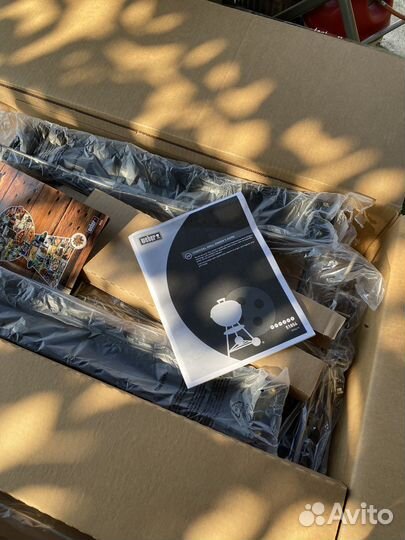 Угольный гриль weber performer gbs premium 57см