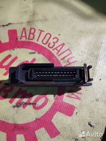 Блок управления зажиганием Audi 100