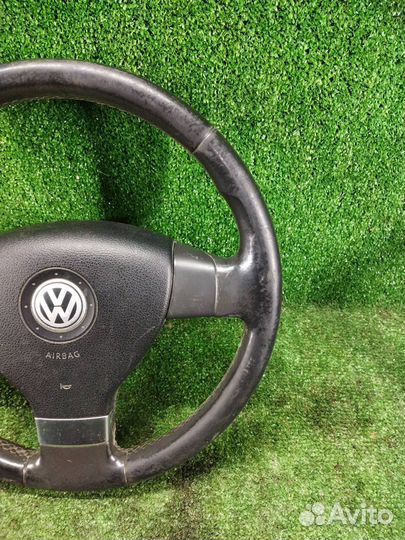 Рулевое колесо Volkswagen Golf 6