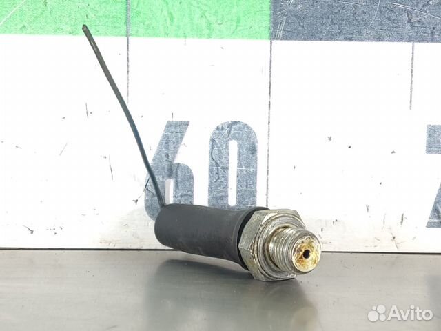 Датчик давления масла Vaz 2110