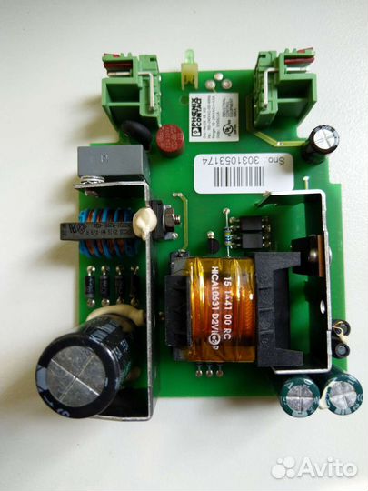 Блок питания внутренний