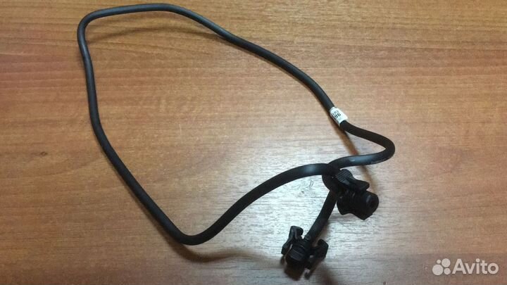 Трубка радиатора двс пежо/ситроен 308/C4 1323Y4