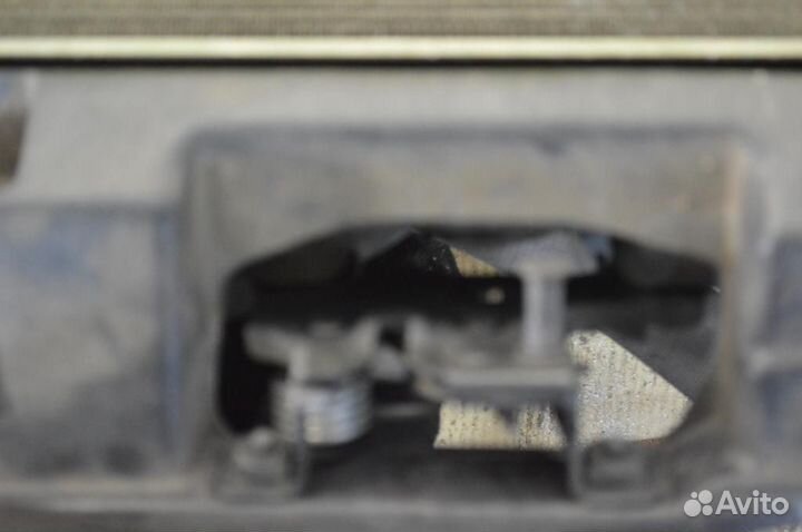 Замок капота Audi