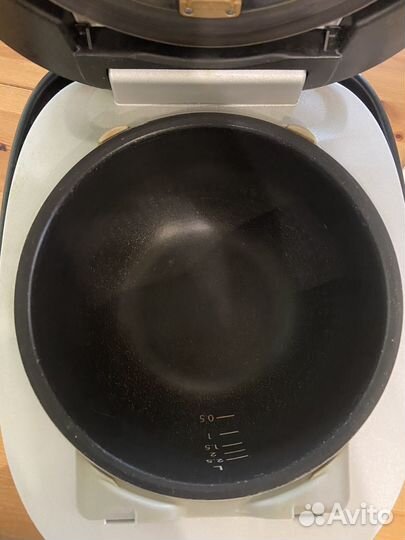 Мультиварка индукционная bork U600