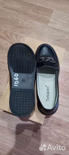 Школьные вещи для девочки