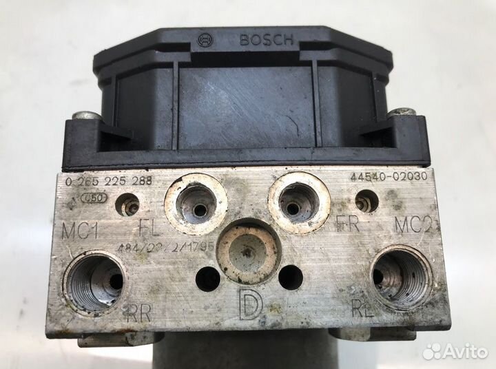 Блок ABS Toyota Corolla 1.4 I 2003