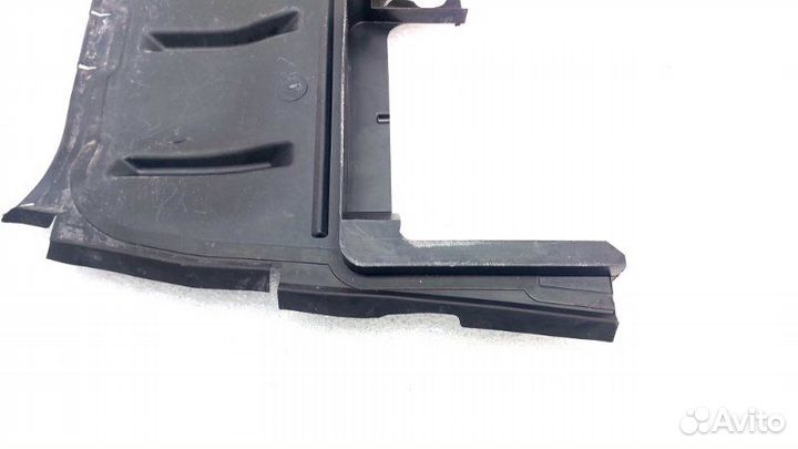 Воздуховод радиатора левый Audi A6 C7 cgwb 2012