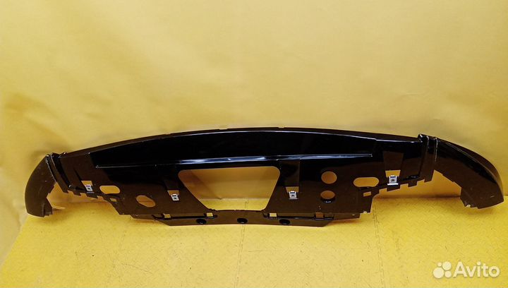 Юбка передняя Range Rover Velar LR095022