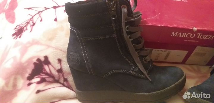 Полусапоги демесезон р.38(24,5),белые р.39(25)